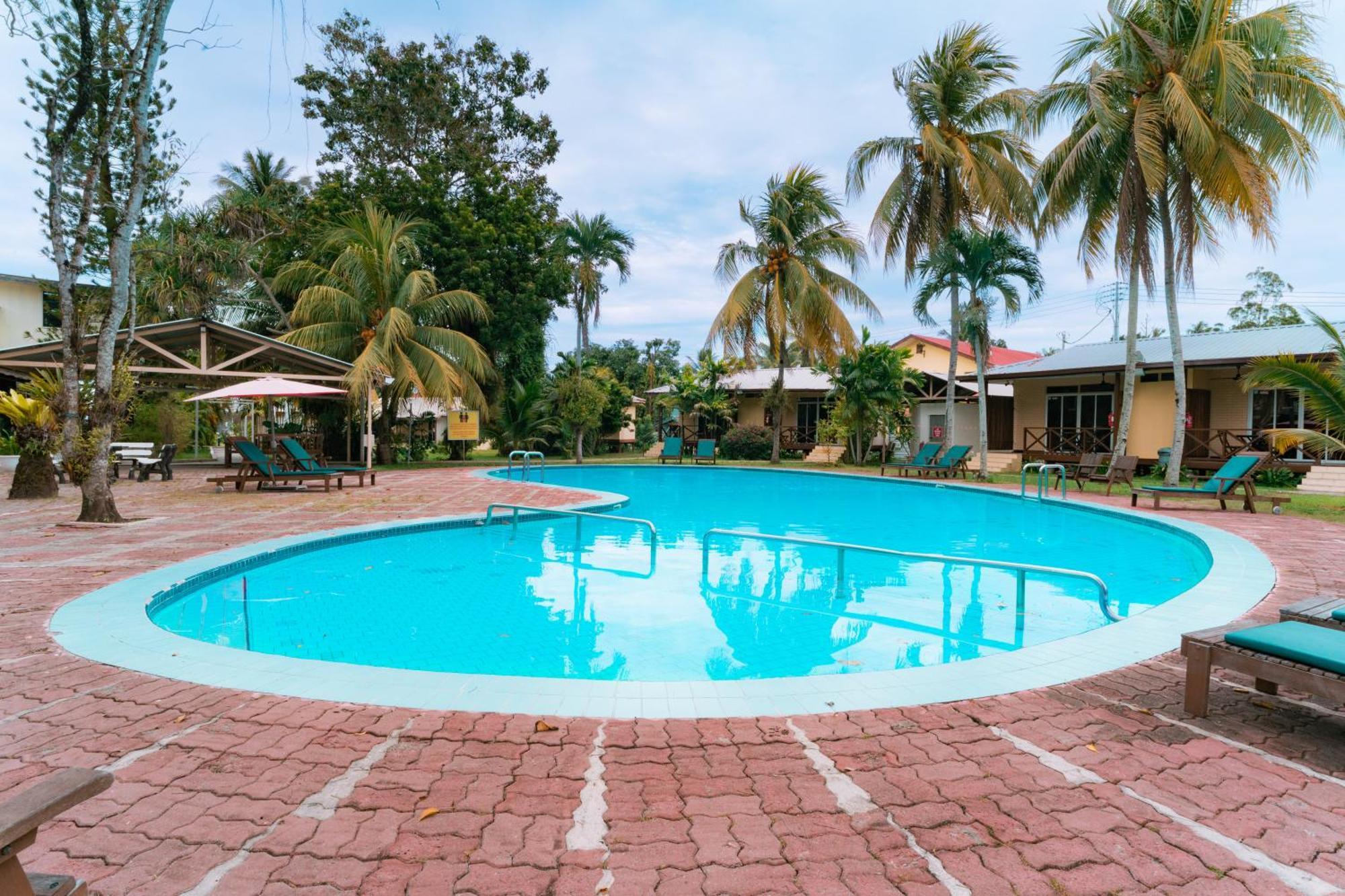 Langkah Syabas Beach Resort Kinarut Exterior photo